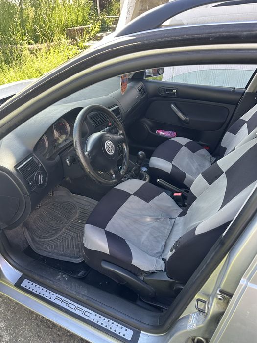 Se vinde Golf 4 1.6 16v