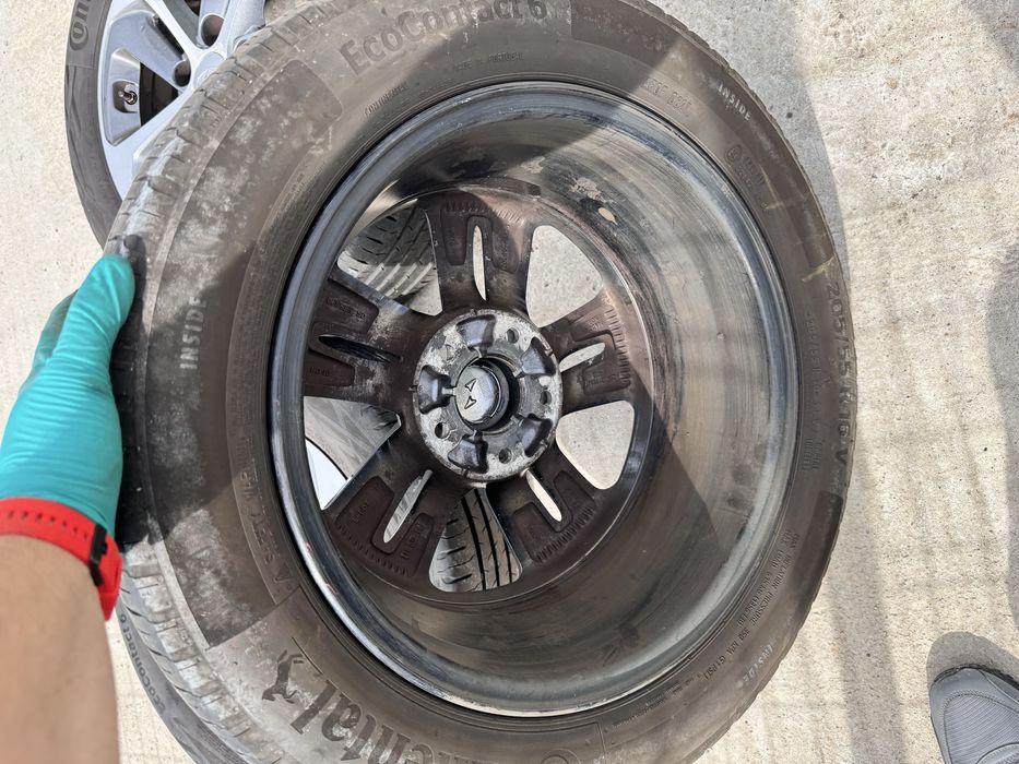 4бр. оригинални лети джанти 16” 5 х 114.3 с летни гуми за Хюндай И30