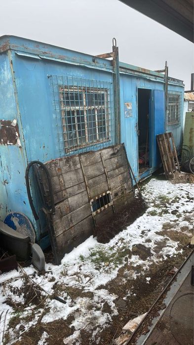 Продавам фургони