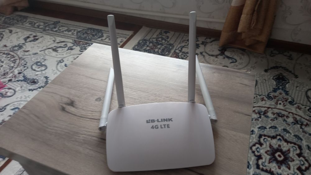 Wifi router sotiladi