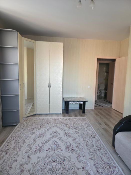 Сдам двушку в Жана Кала