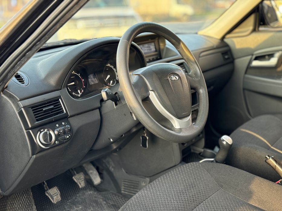 Lada Priora 2 2013