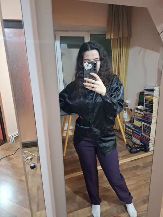 Camasa new look, cu inimioare, materialul este foarte calitativ.