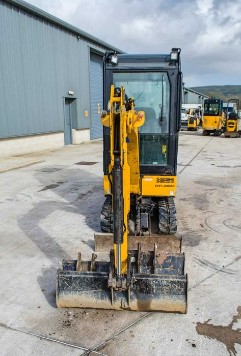 JCB 15C-1 – Mini Excavator