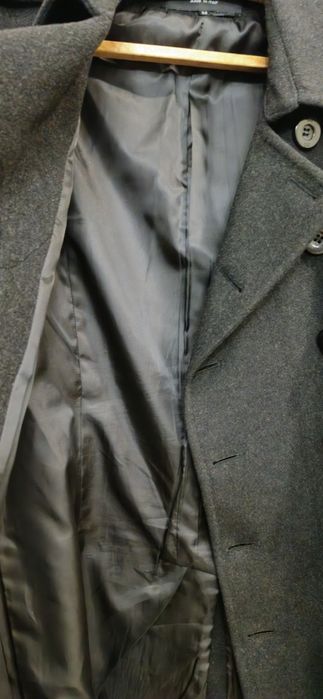 Продам пальто двубортное