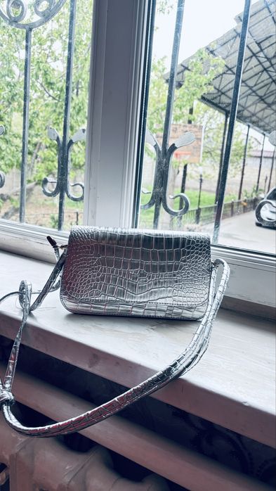 Жаңа сумка тек 1 рет киілген