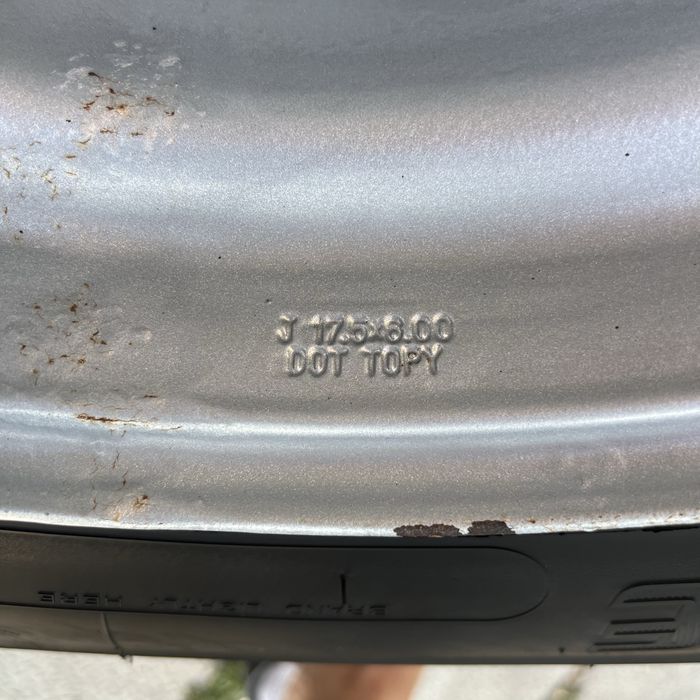 Шины 215/75R17.5 с дисками