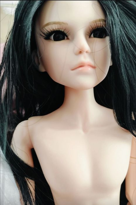 Кукла шарнирная продам