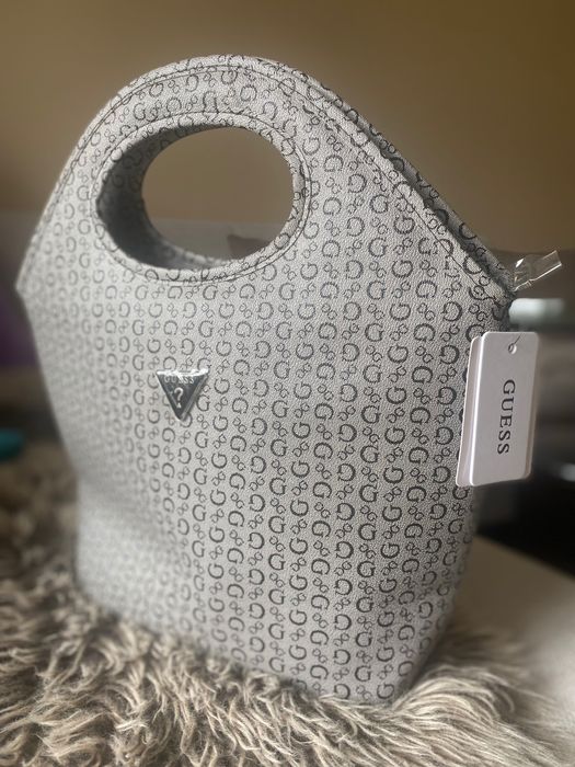 Оригинална чанта на Guess (Lunch bag)