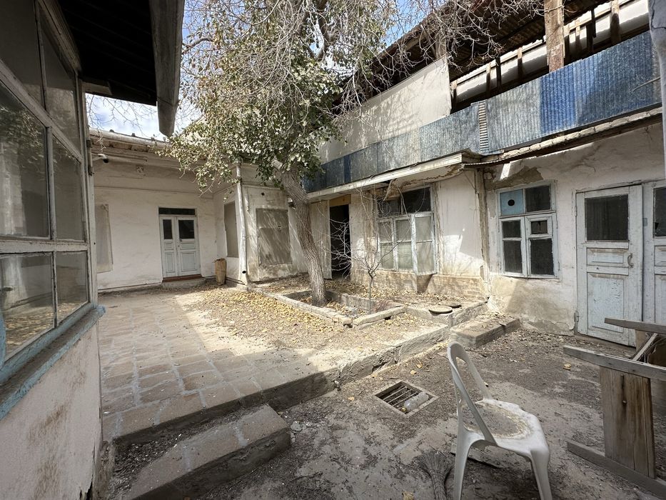 Дом в центре старого города 2,6 соток/ 2 купол