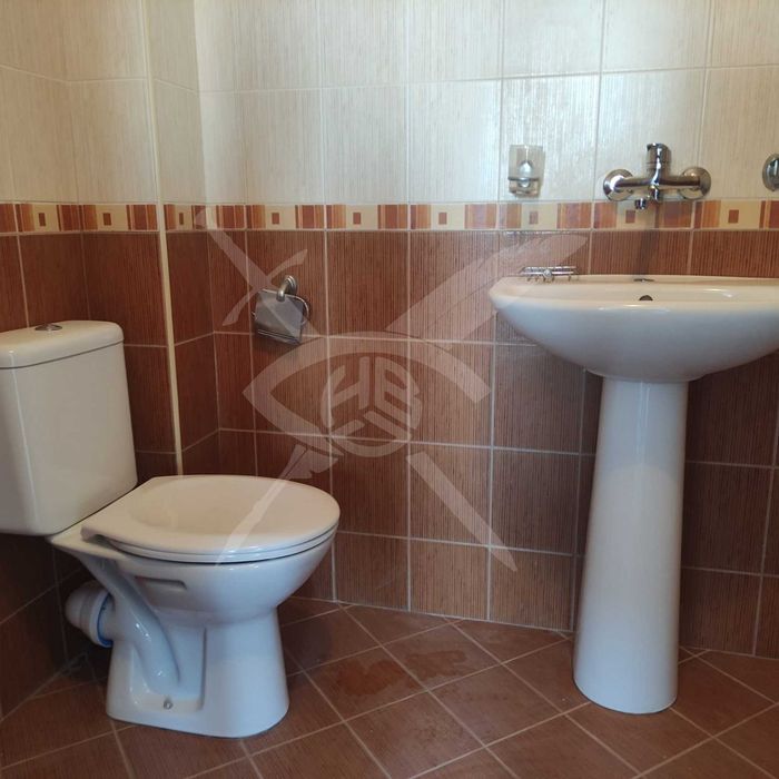 Продава се Къща в с. Царичино, Област Добрич - 270 кв.м за 626 €/кв.м - Снимка #15