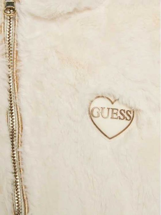 Яке Guess за дете