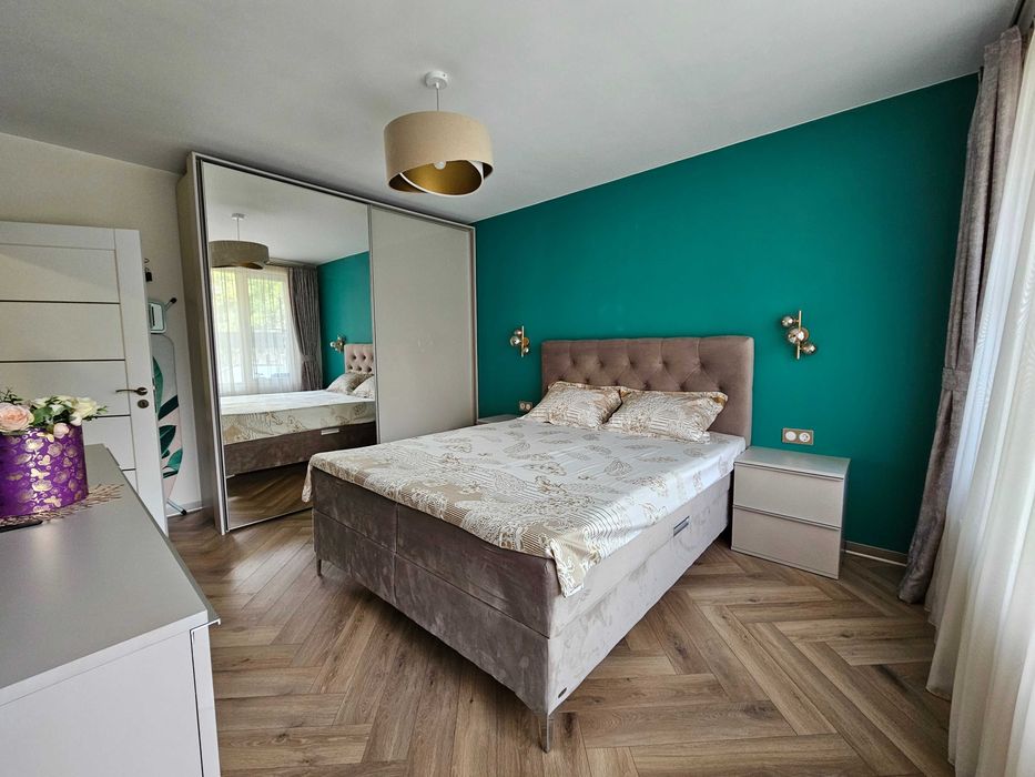 Дава се под наем Тристаен апартамент в София, Изток - 72 кв.м за 920 € - Снимка #3