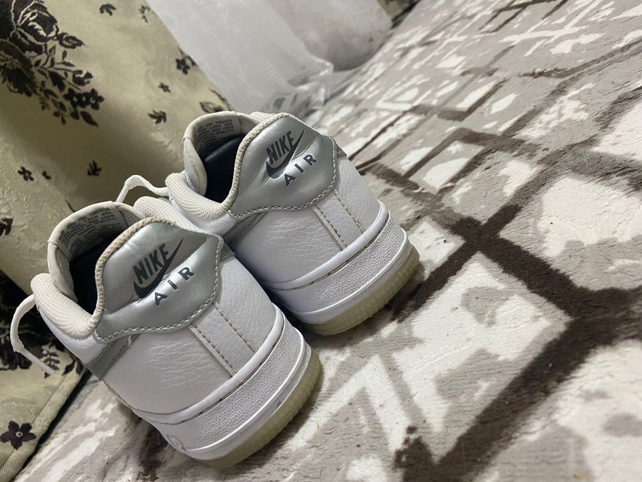 Vând adidași Nike air force 1 copii unisex