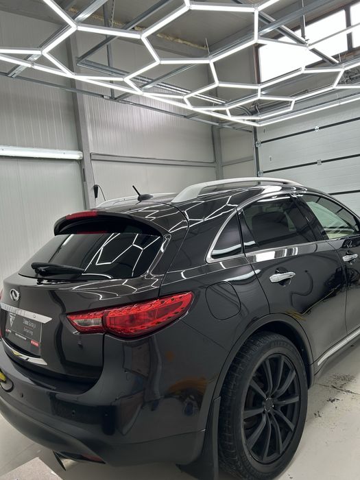 Shine Garage Varna Детайлинг  Полиране на фарове ,Детайлно почистване