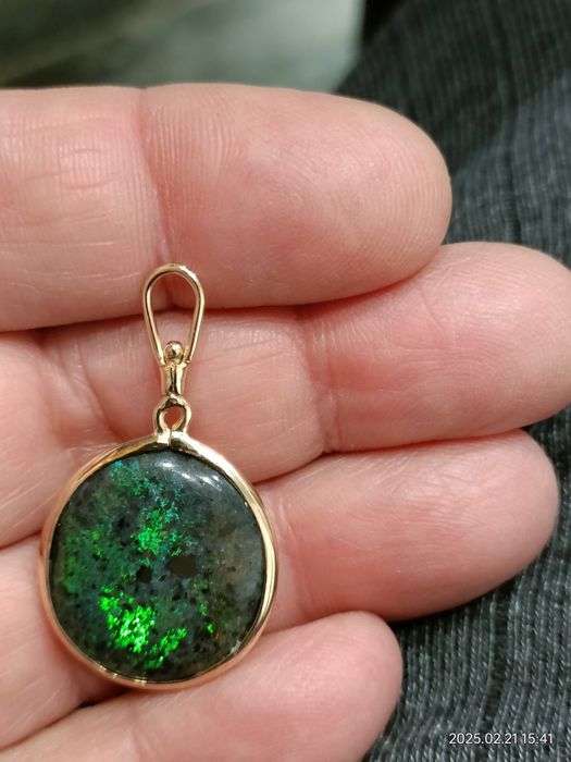 Vind pandantiv din aur 14kt cu opal