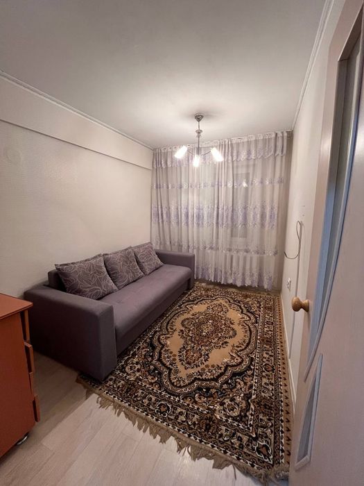 Продам квартиру 4 комнатную