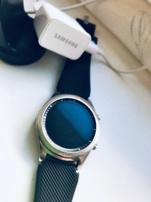 Ceas smartwatch Samsung Galaxy S3 Gear