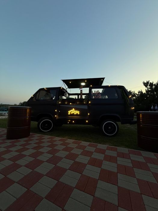 Bar mobil pentru evenimente de inchiriat