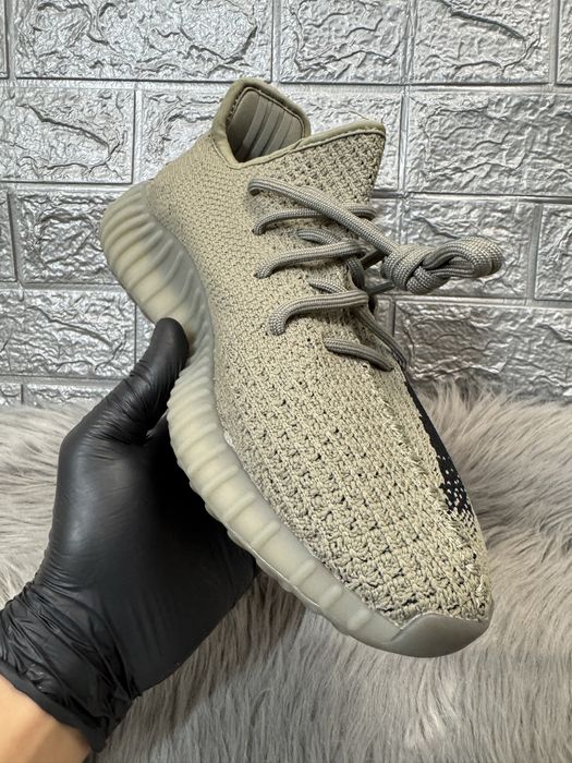 Yeezy 350 v2 Granite Pk Premium