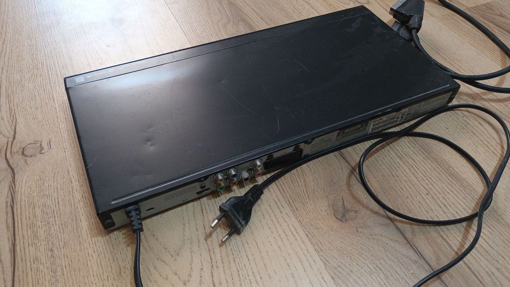 dvd player perfect funcțional!!!