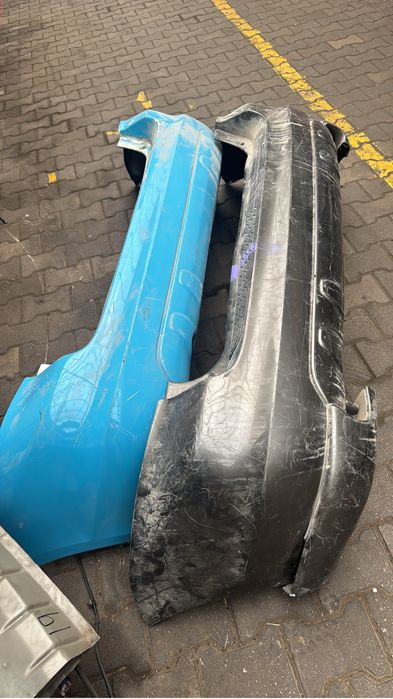 Тойота матрикс 130 бампер задний