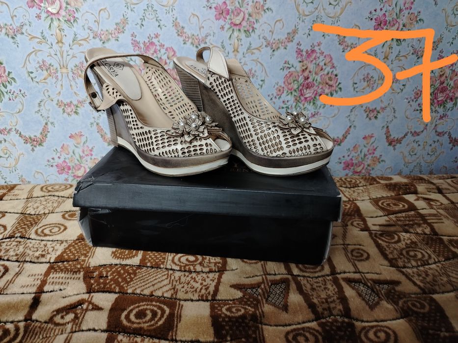 Обувь женская новая