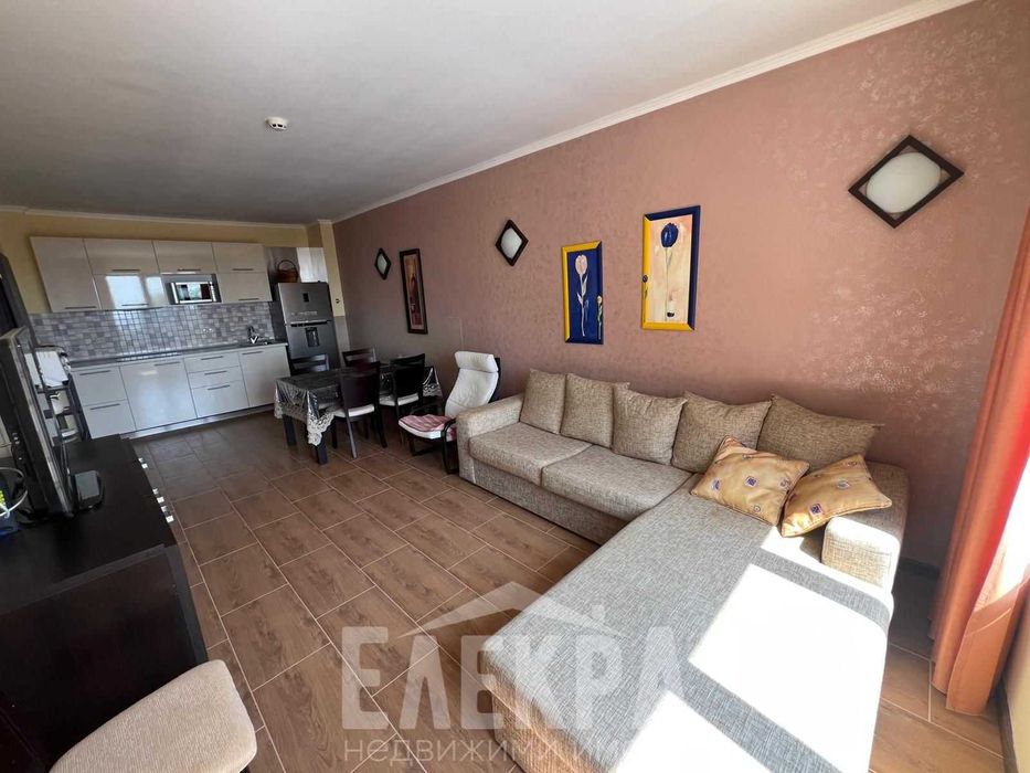 Продава се Тристаен апартамент в к.к. Златни пясъци - 101 кв.м за 1387 €/кв.м - Снимка #2