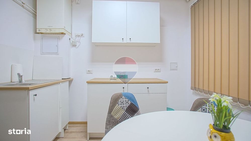 Apartament De Vanzare 2 Camere 65 Mp | La Casa Cu Pivnita Si Curte |