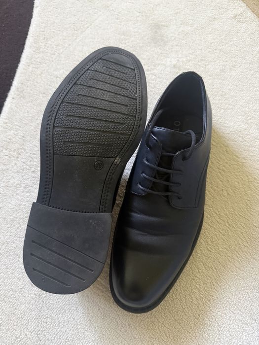 Vand pantofi de gală de bărbați