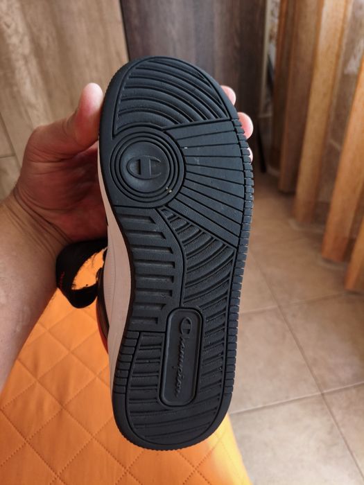 Маратонки като нови 38