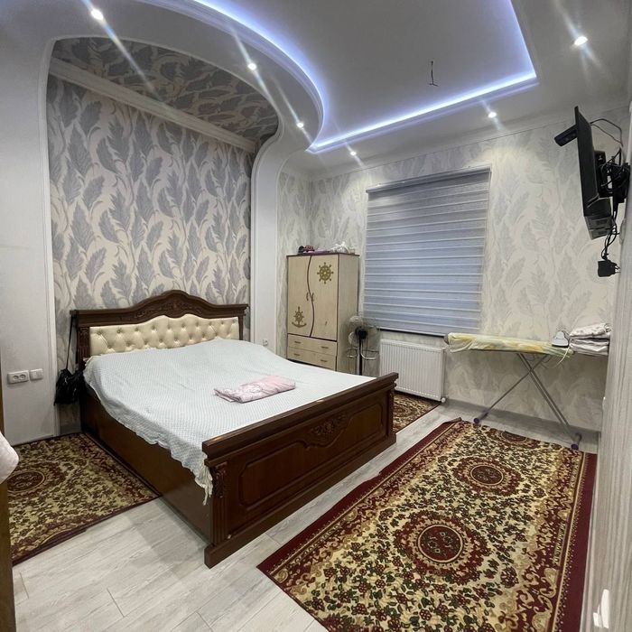 Киров олмазор кучада 2 этажли 1.7 сотиг 5 хона ховли жой сотилади