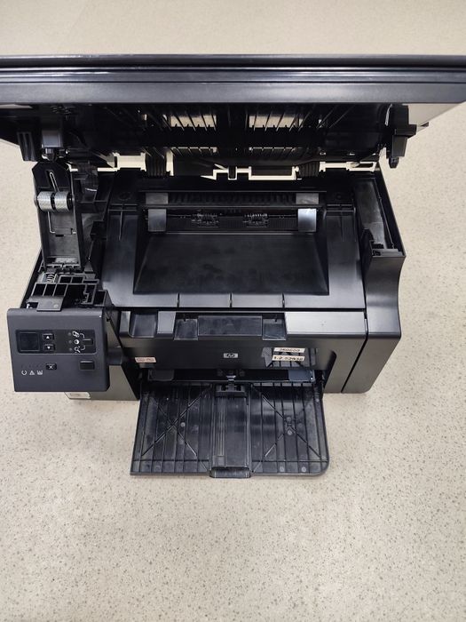 Принтер HP M1132  МФУ