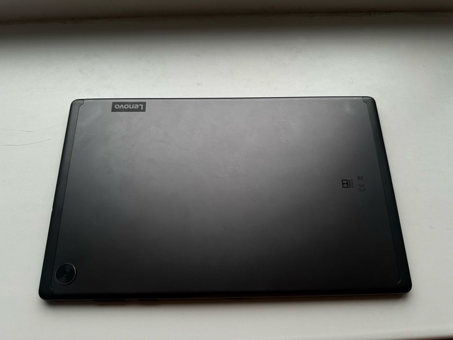 Планшет Lenovo tab m10
