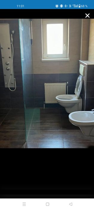 Apartament la casa de închiriat