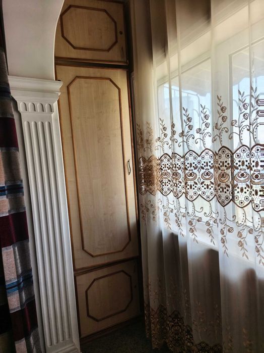 Дверцы для встроенного шкафа