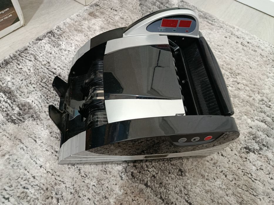 Машинка для считалки денег