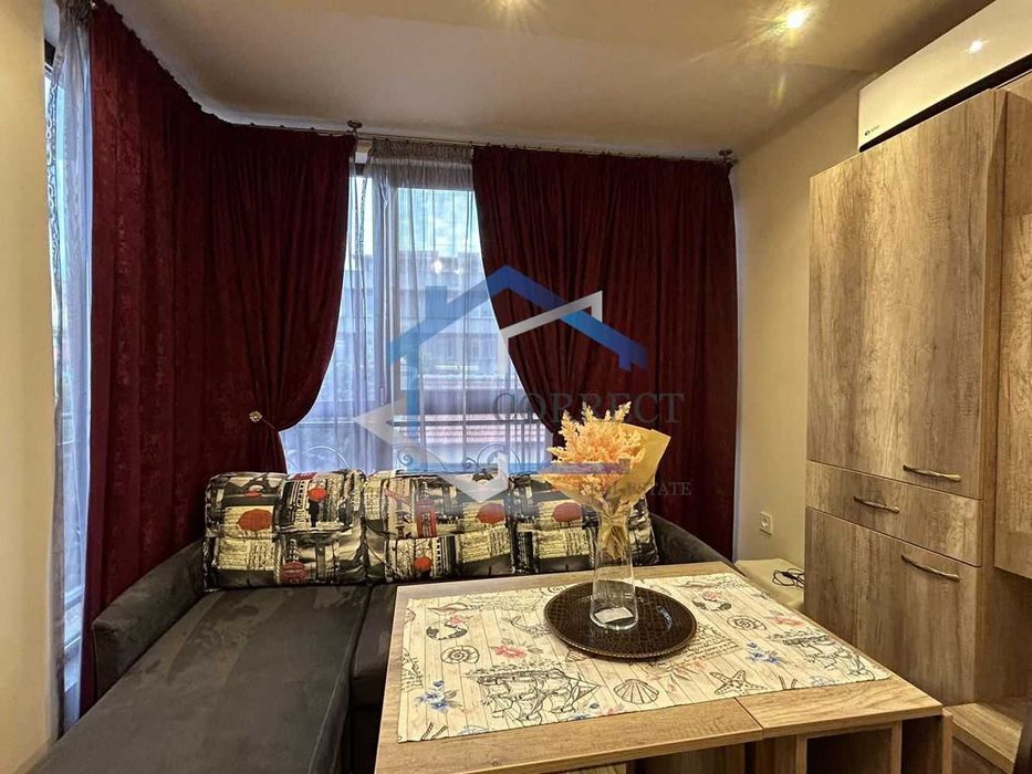 Дава се под наем Двустаен апартамент в Варна, Общината - 50 кв.м за 714 € - Снимка #2