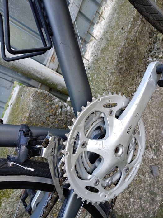 Vând urgent bicicleta, cursiera cu furca carbon