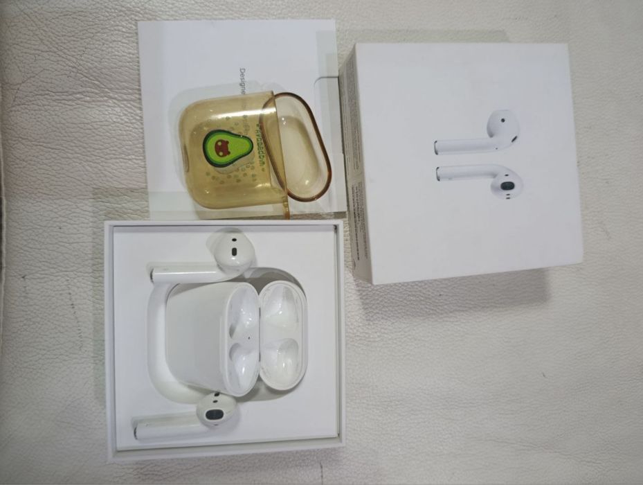 Беспроводные наушники Apple Airpods 2 поколения оригинал