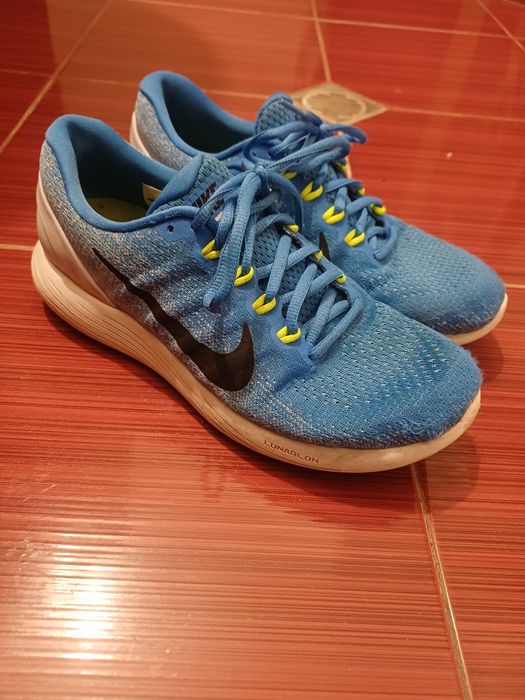 Оригинални маратонки найк