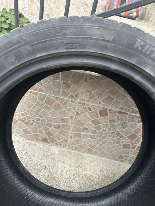 2 бр. 235/45/18 hankook всесезонни