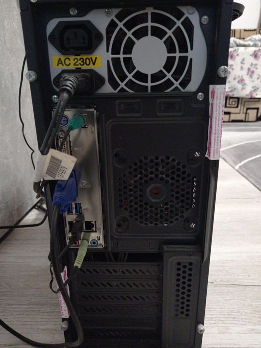 Calculator, include toate accesoriile necesare pentru folosire