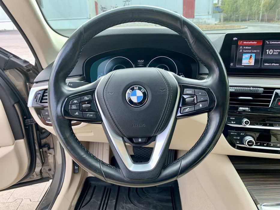 Волан  BMW - G30,G31,G20,G21