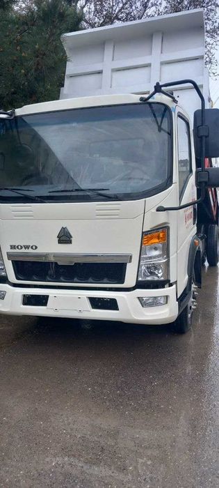 Самосвал HOWO 5 тонна