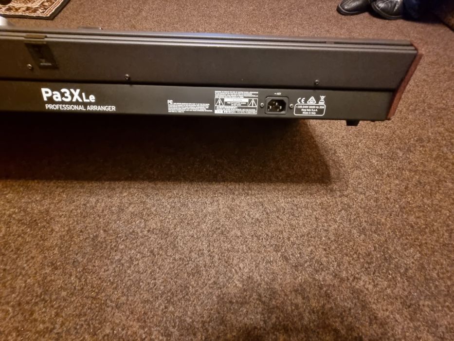 Vand Orga KORG Pa3XLe