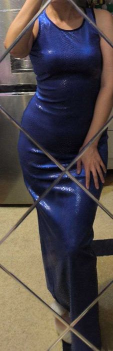 Платье красивые много вариантов пишите скину фото и видео в живую