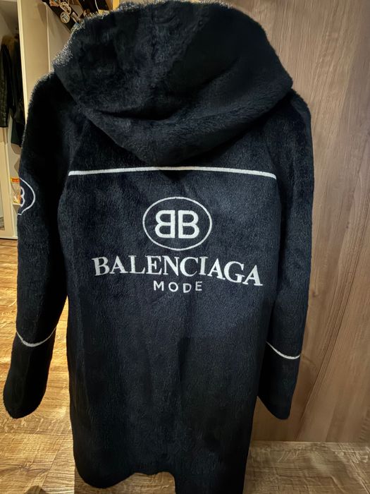 Elisabetta Franchi, Patrizia Pepe, Pinko, Guess, Desigual
