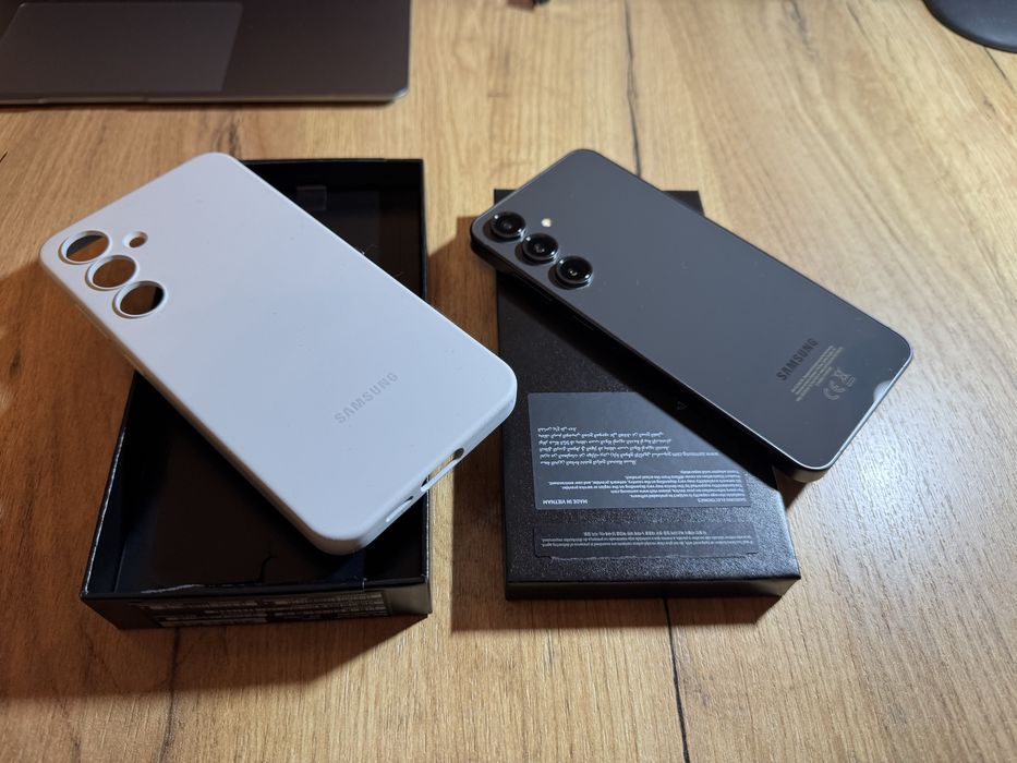 Samsung Galaxy S24 FE