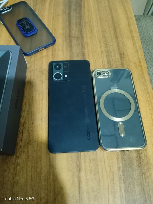 Айфон 8 и oppo Reno 7